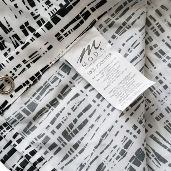 Moda at Home Black White Shower Curtain - Picture 3 of 3